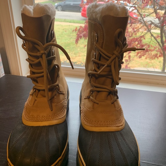 Men’s Sorel Boots, size 9 - Picture 4 of 7